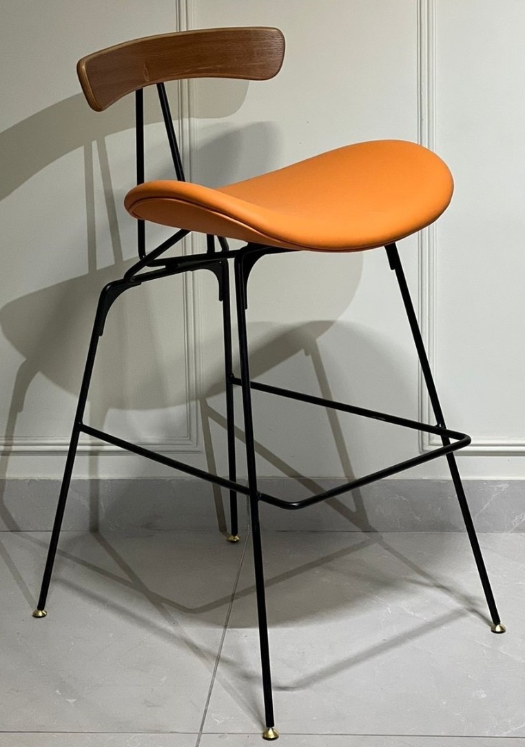 Bar chair